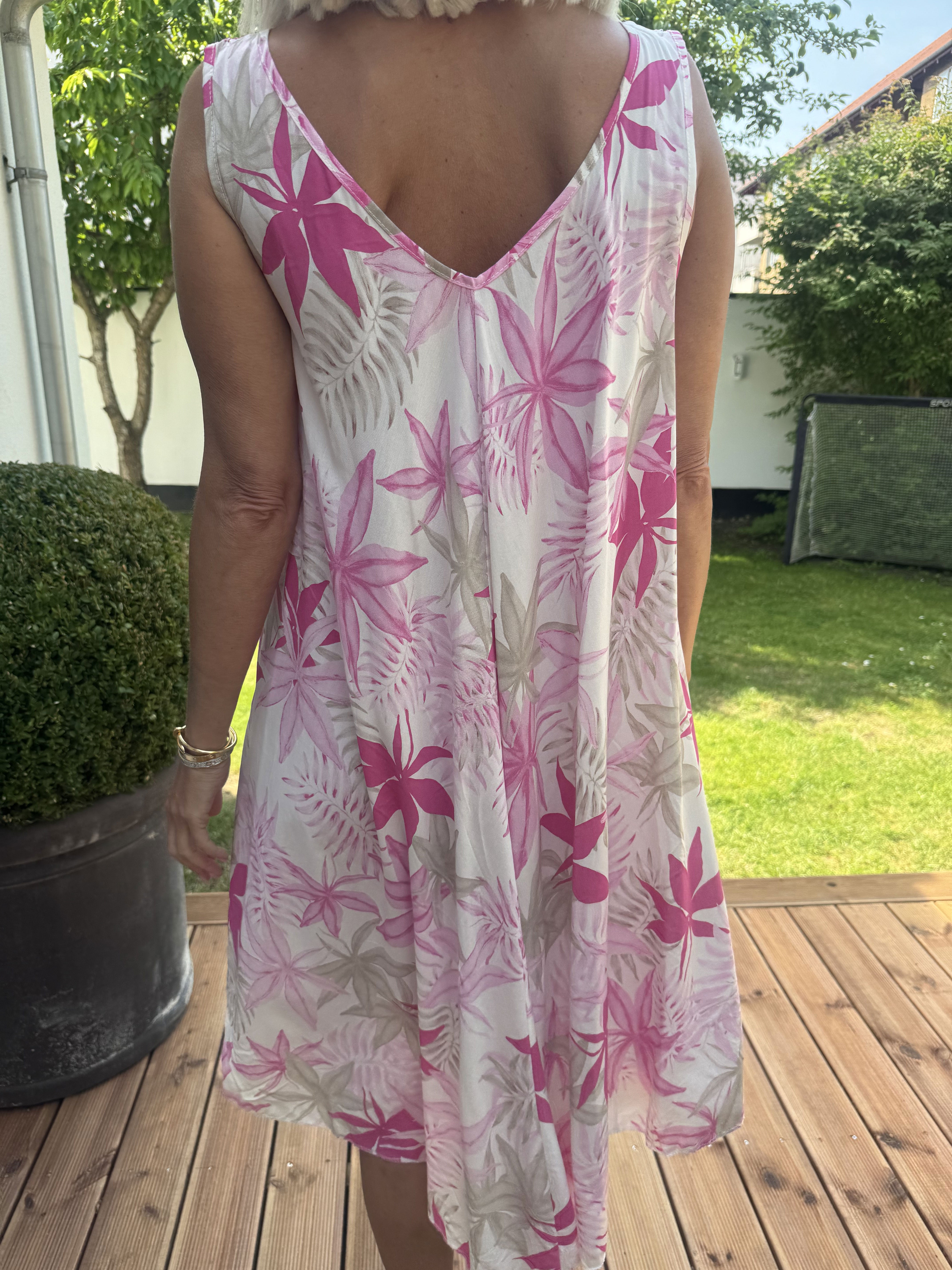 Sigri - Sød blomsterkjole i viskose med bredestropper